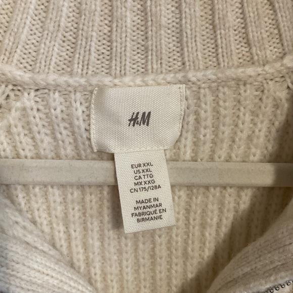 H&M Knit 1/4 Zip Pullover Sweater - Picture 2 of 6